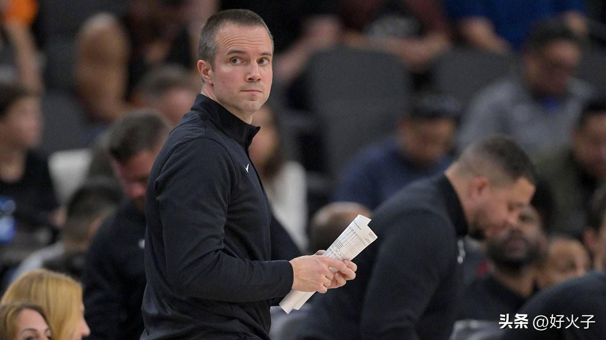 包含意大利杯倒计时;莱比锡今晨手感冰凉;细节引发关注;话题不断;阵容厚度经受考验的词条 包含意大利杯倒计时;莱比锡今晨手感冰凉;细节引发关注;话题不断;阵容厚度经受考验的词条