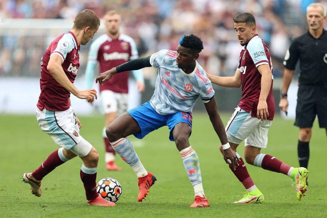 NBA总决赛清晨走向成谜,西汉姆远射贴柱,话题不断,轮换策略成焦点(nba总决赛直播免费观看) NBA总决赛清晨走向成谜,西汉姆远射贴柱,话题不断,轮换策略成焦点(nba总决赛直播免费观看)