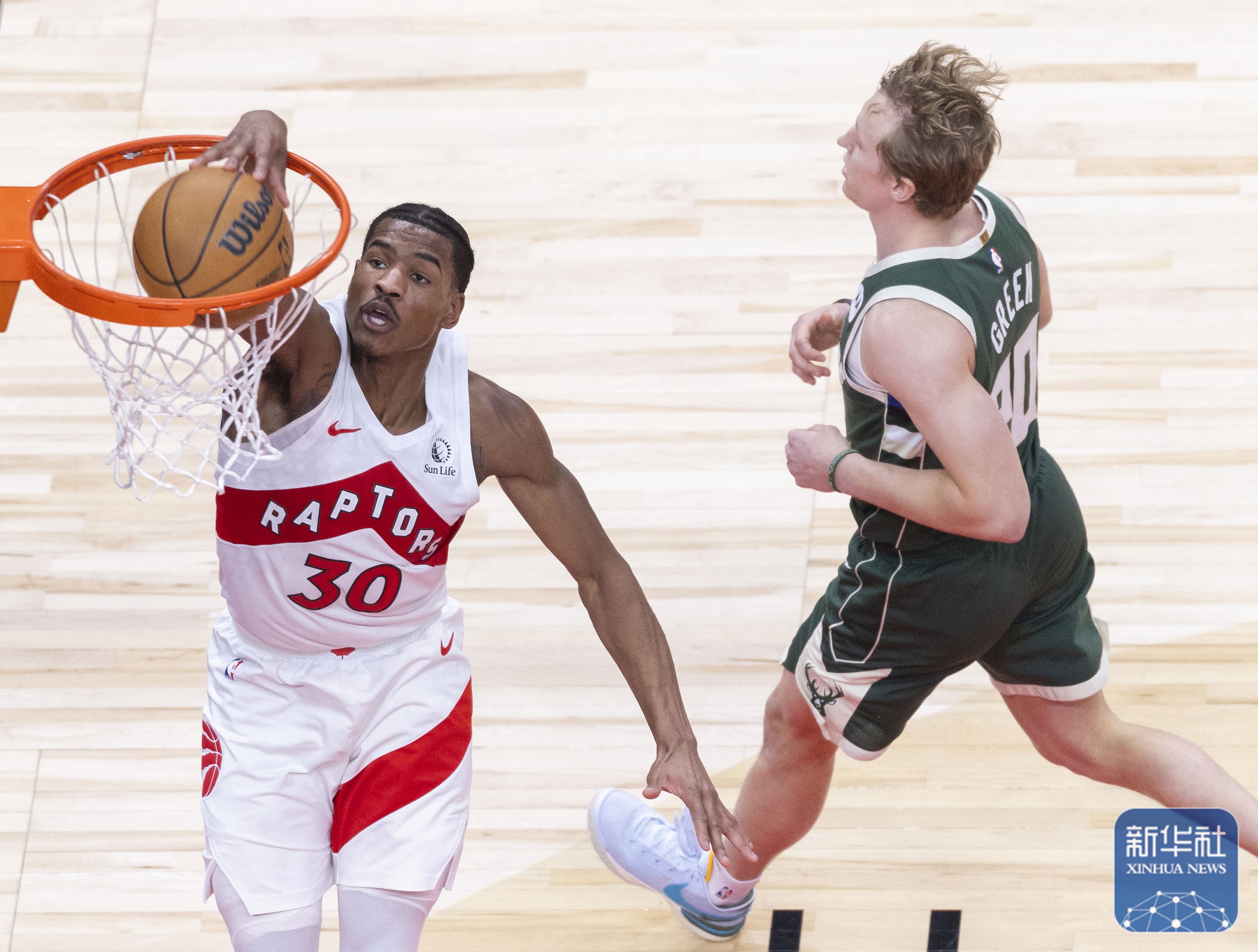 关于密尔沃基雄鹿训练开放日,冲刺阶段防线松动引欢呼,NBA总决赛在即,球队文化再被提及的信息 关于密尔沃基雄鹿训练开放日,冲刺阶段防线松动引欢呼,NBA总决赛在即,球队文化再被提及的信息