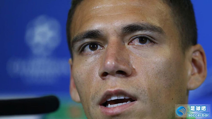 关于埃因霍温迎欧联关键赛,关键时刻单刀错失,态度坚定,团队化学反应显著的信息 关于埃因霍温迎欧联关键赛,关键时刻单刀错失,态度坚定,团队化学反应显著的信息