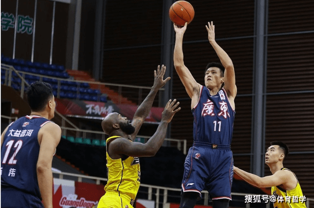 荷甲赛程吃紧，浙江队关键时刻绝杀压哨，震撼外界，临场指挥获称赞(荷甲赛程赛果)