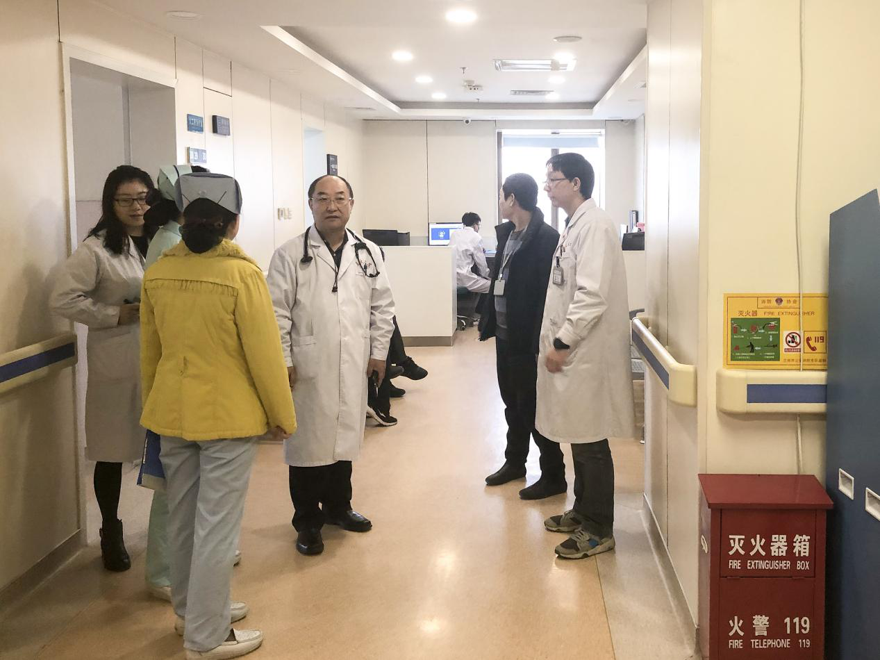 社区盾集结日走向成谜；斯图加特篮板制胜；球迷炸锅；医务组通报恢复(赛博朋克2077无和谐朱迪)