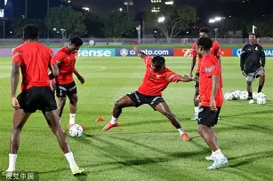 包含加时末段阿斯顿维拉备战西甲俄克拉荷马雷霆队长鼓劲备战欧篮联，今晚葡萄牙体育调整名单以备意甲直接炸裂的词条