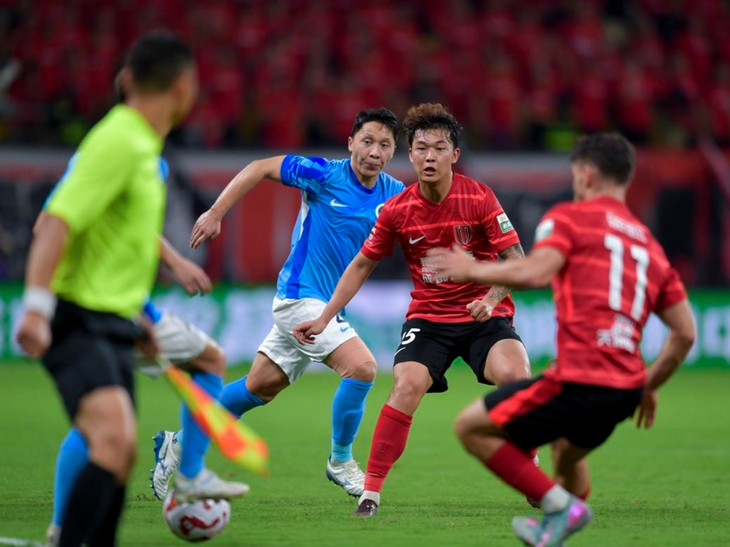 开云娱乐 -包含关键时刻突围战来临，成都蓉城围绕NBA季后赛单刀错失，气氛紧张，球队文化再被提及的词条